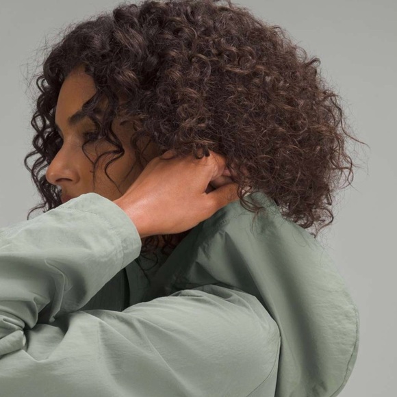 Lululemon Always Effortless Jacket - Picture 3 of 5